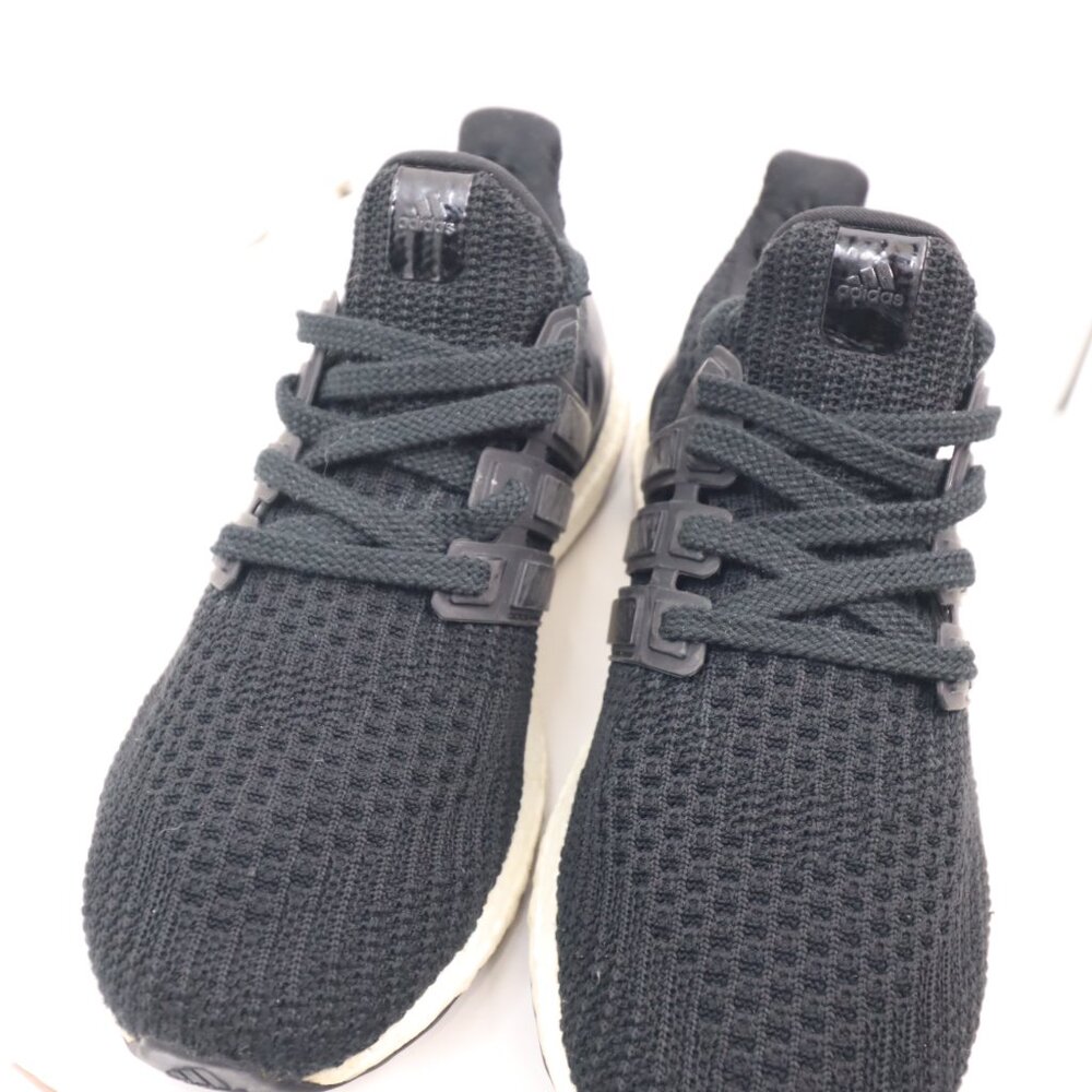 adidas Ultra Boost 4.0 DNA Core Black Co... FY9123.  size us 8.5